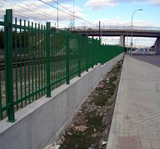 Cerramiento Tipo M trayecto Vicálvaro-Coslada.(Comunidad de Madrid).