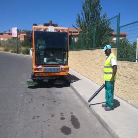 Mantenimiento de la limpieza de viales en el Municipio de Loeches (Madrid)